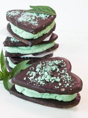 Mint and chocolate brownies